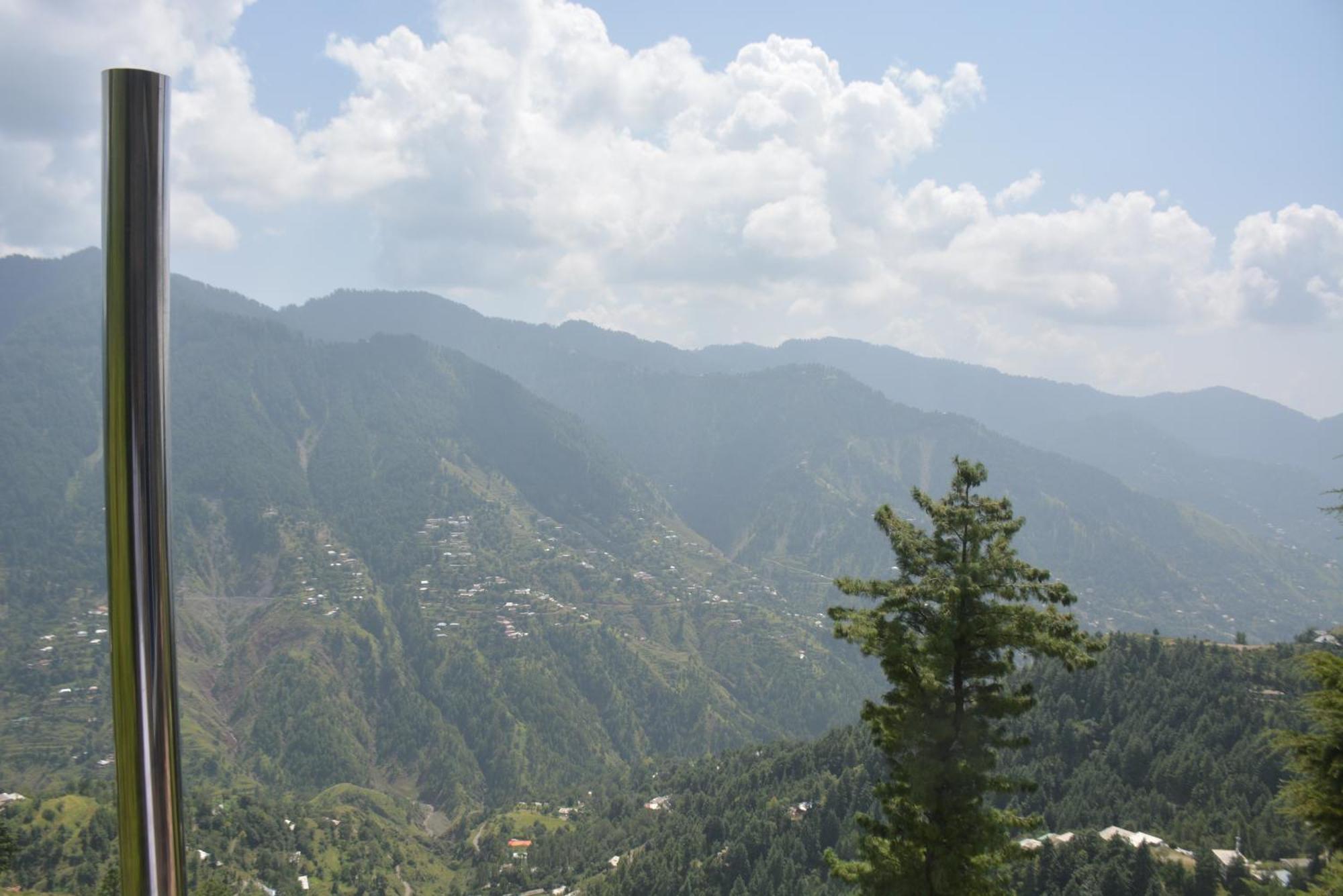 Eagle Nest Cottage, Kala Bagh Nathia Gali Exterior photo