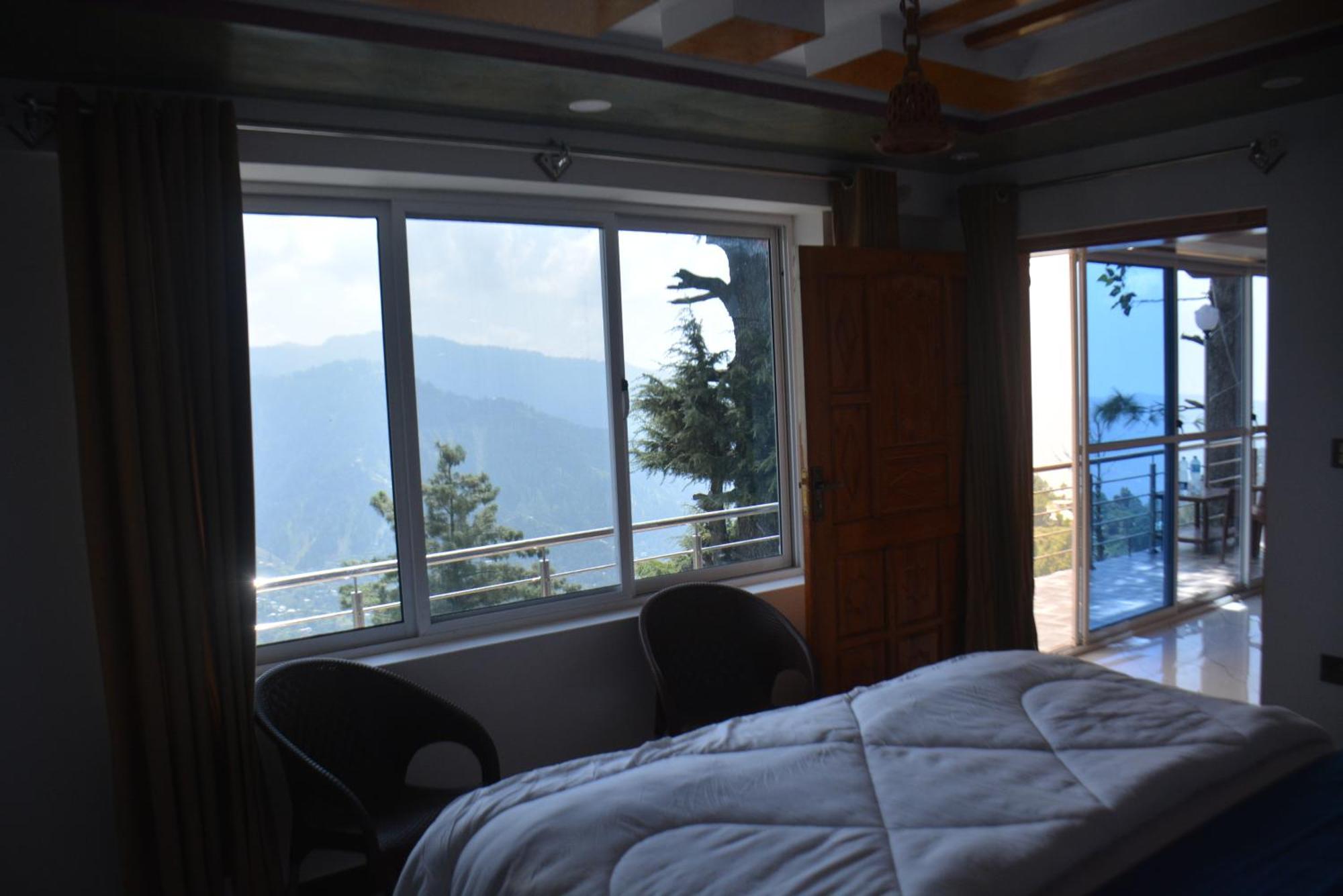 Eagle Nest Cottage, Kala Bagh Nathia Gali Exterior photo