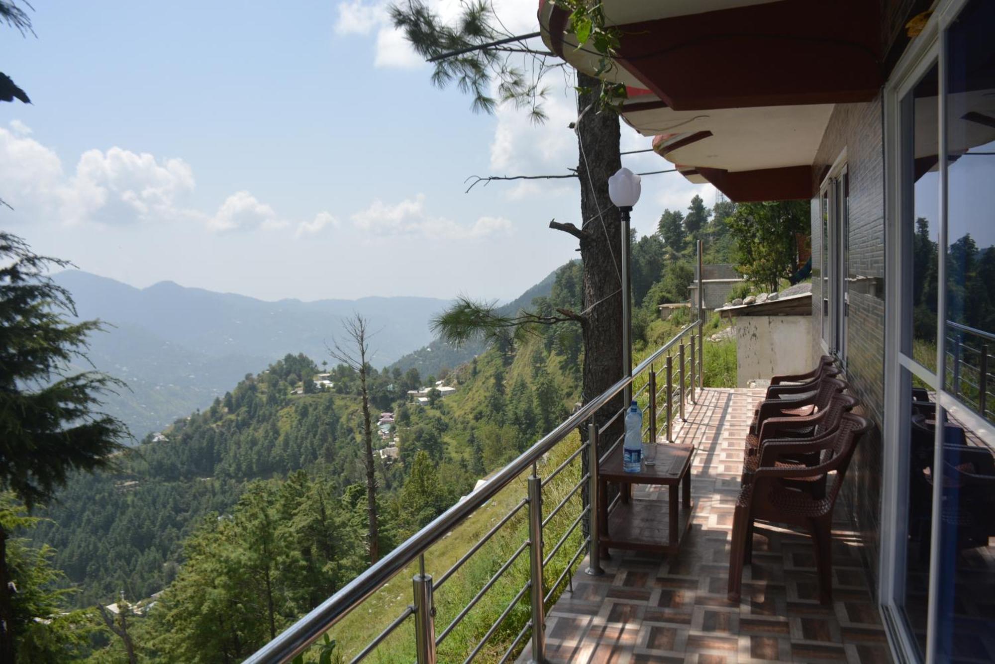 Eagle Nest Cottage, Kala Bagh Nathia Gali Exterior photo